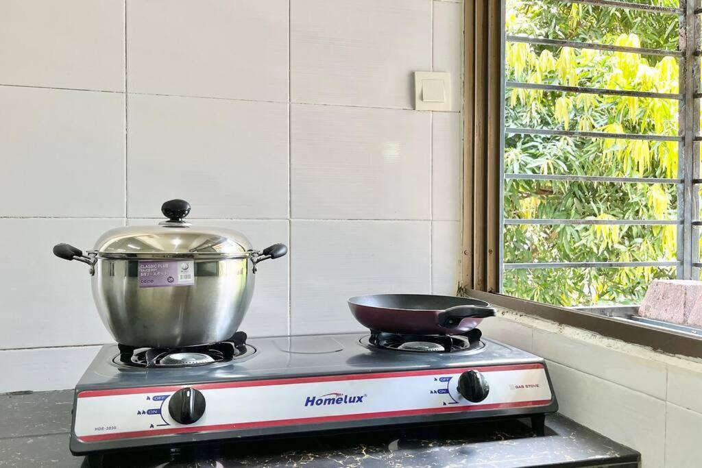 Apartemen 3br Family At Desa Pandan Kl Ready Wifi Netflix