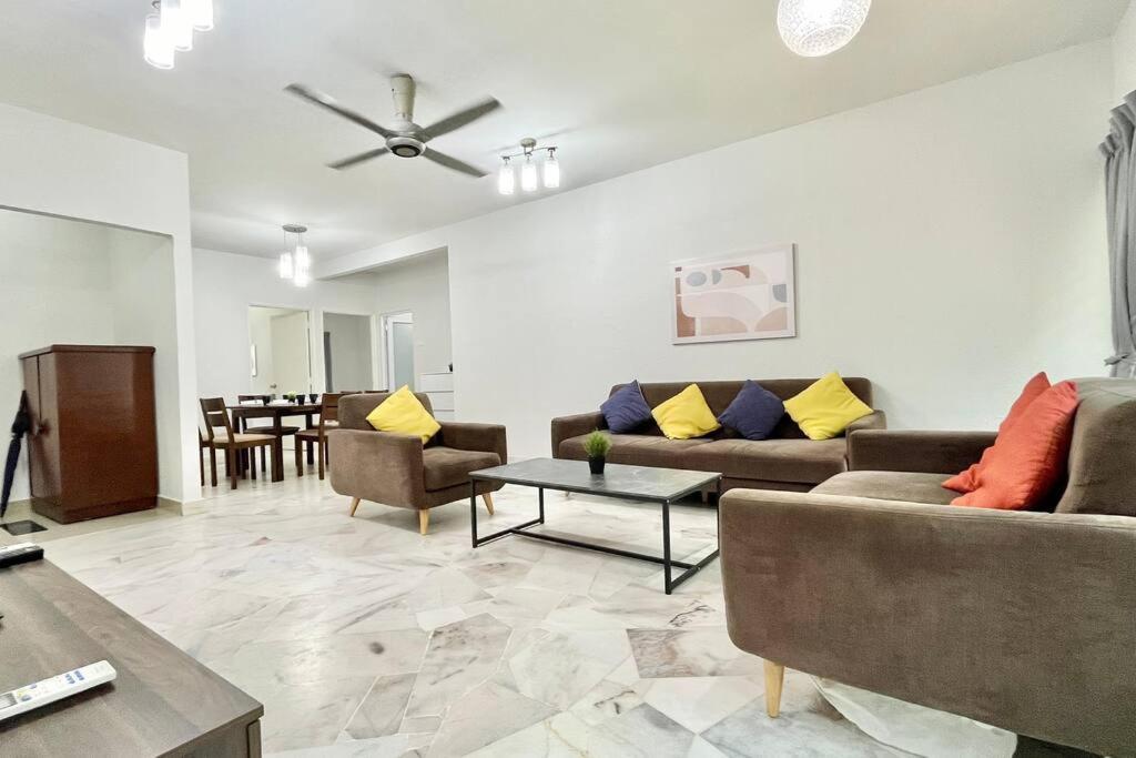 Pangsapuri 3br Family At Desa Pandan Kl Ready Wifi Netflix *