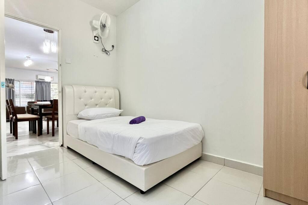 Pangsapuri 3br Family At Desa Pandan Kl Ready Wifi Netflix Kuala Lumpur