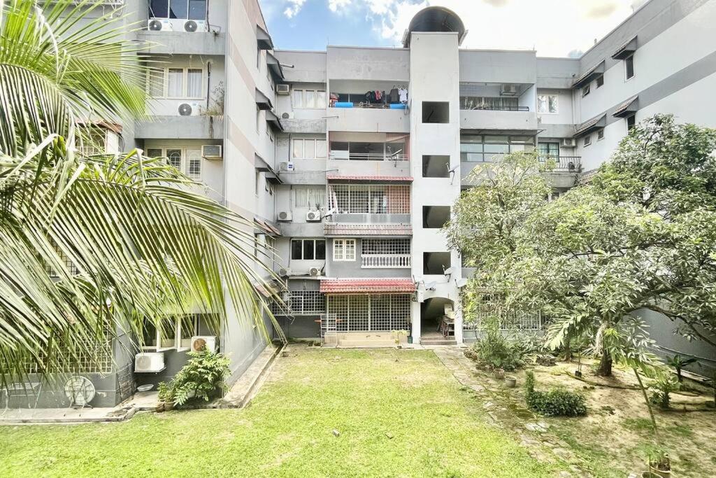 Pangsapuri 3br Family At Desa Pandan Kl Ready Wifi Netflix